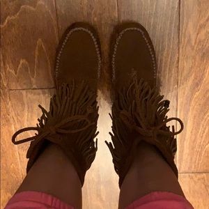 Minnetonka fringe booties